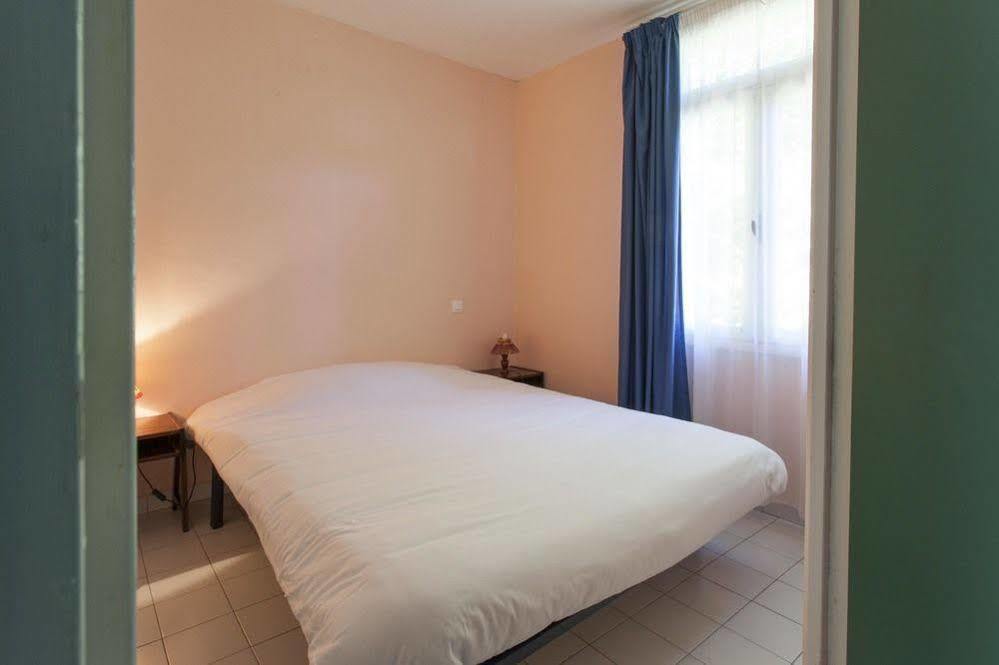 Sous Les Pins Hotel Ronce-les-Bains Esterno foto